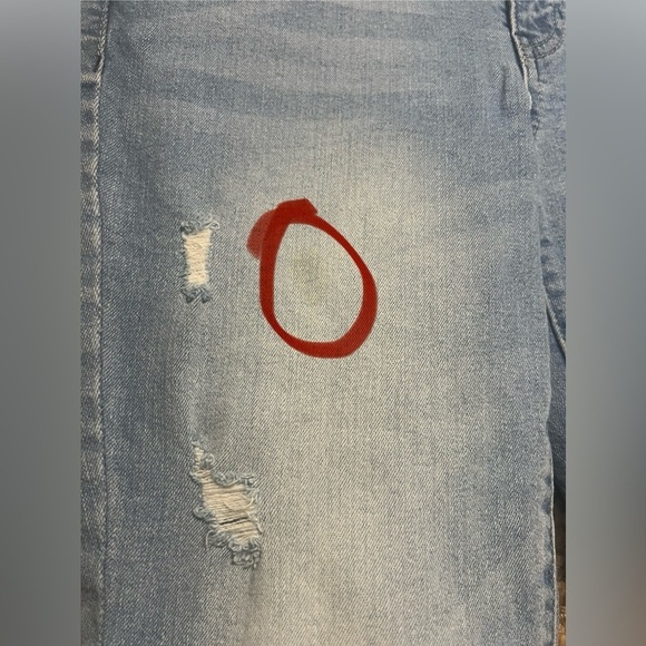 Cred NY Junior's Light Wash Denim Jeans, Distressed Skinny Jeans,Size 7 - Picture 3 of 8